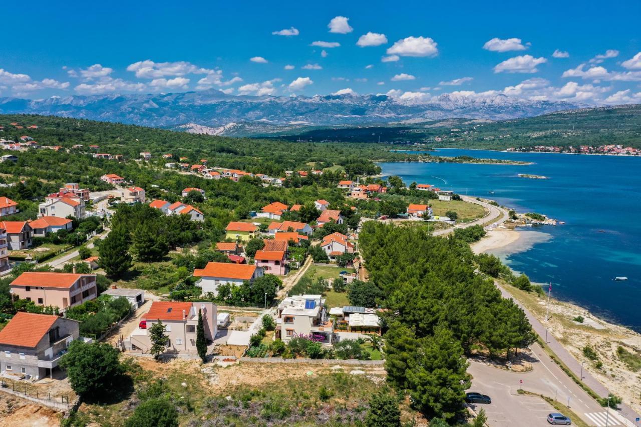 Apartmani Lelu Pridraga Exteriör bild