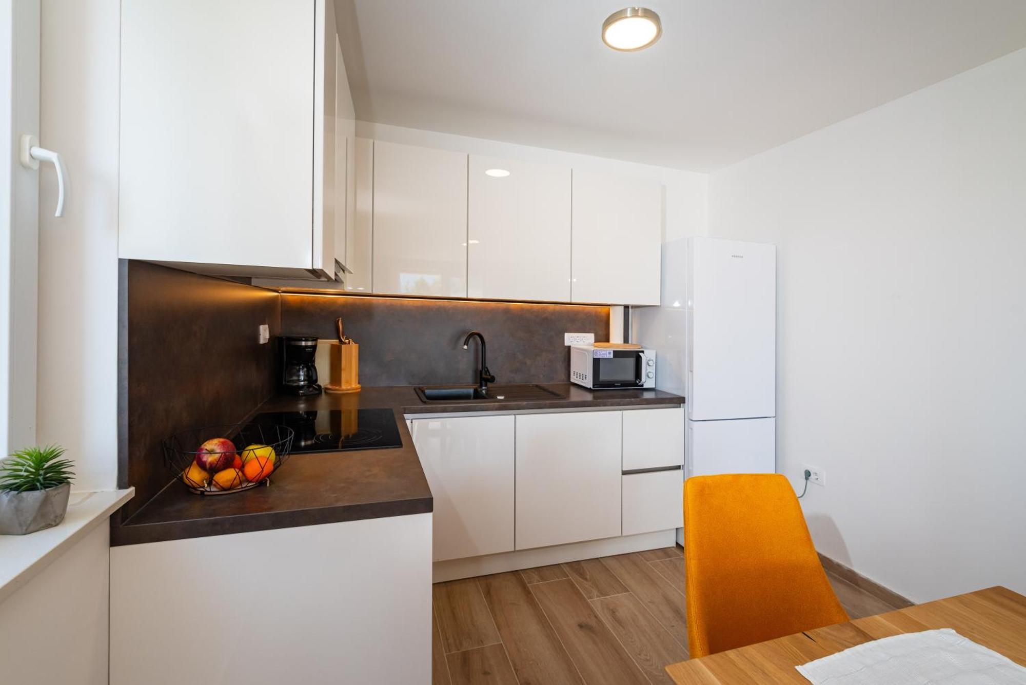 Apartmani Lelu Pridraga Exteriör bild