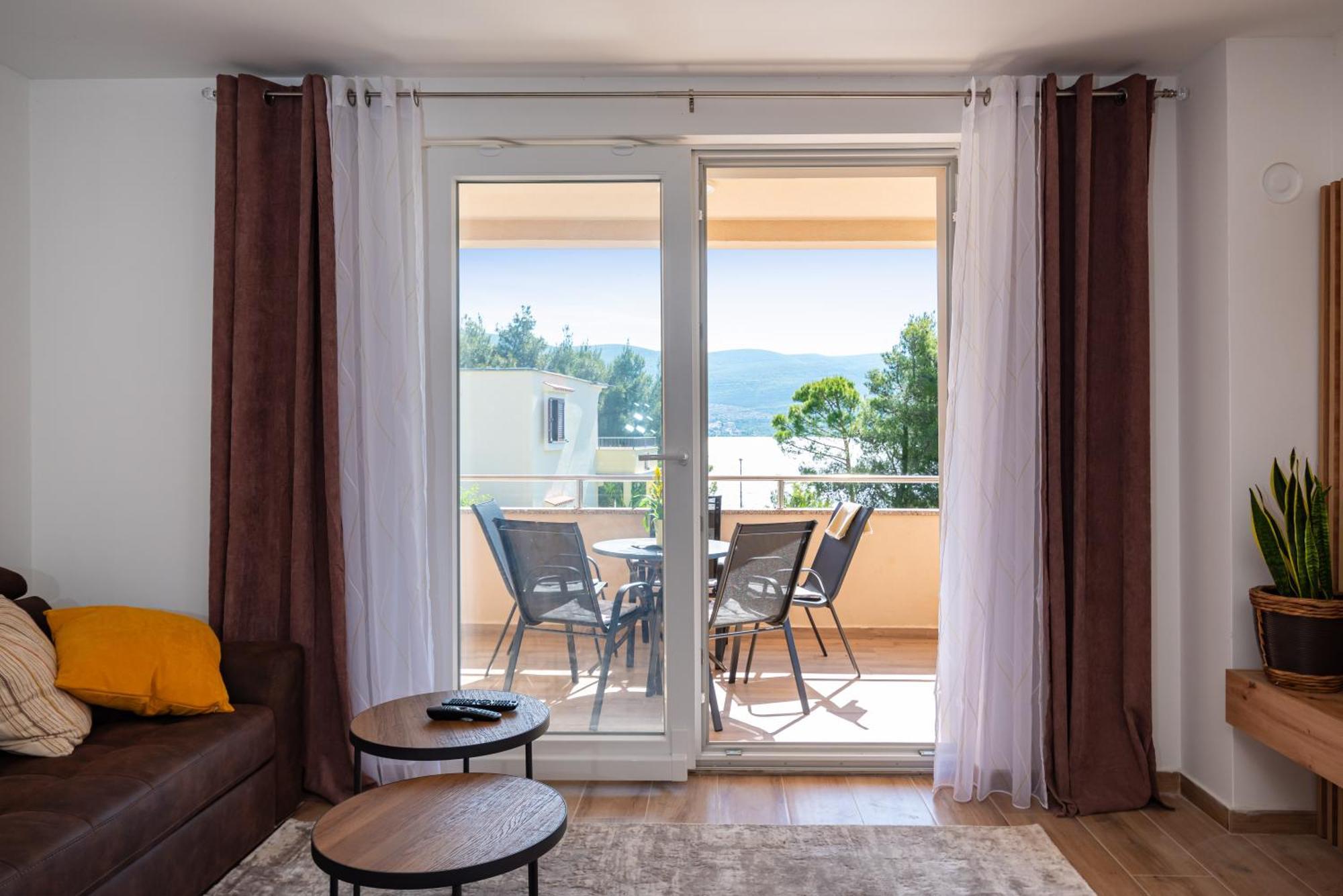 Apartmani Lelu Pridraga Exteriör bild