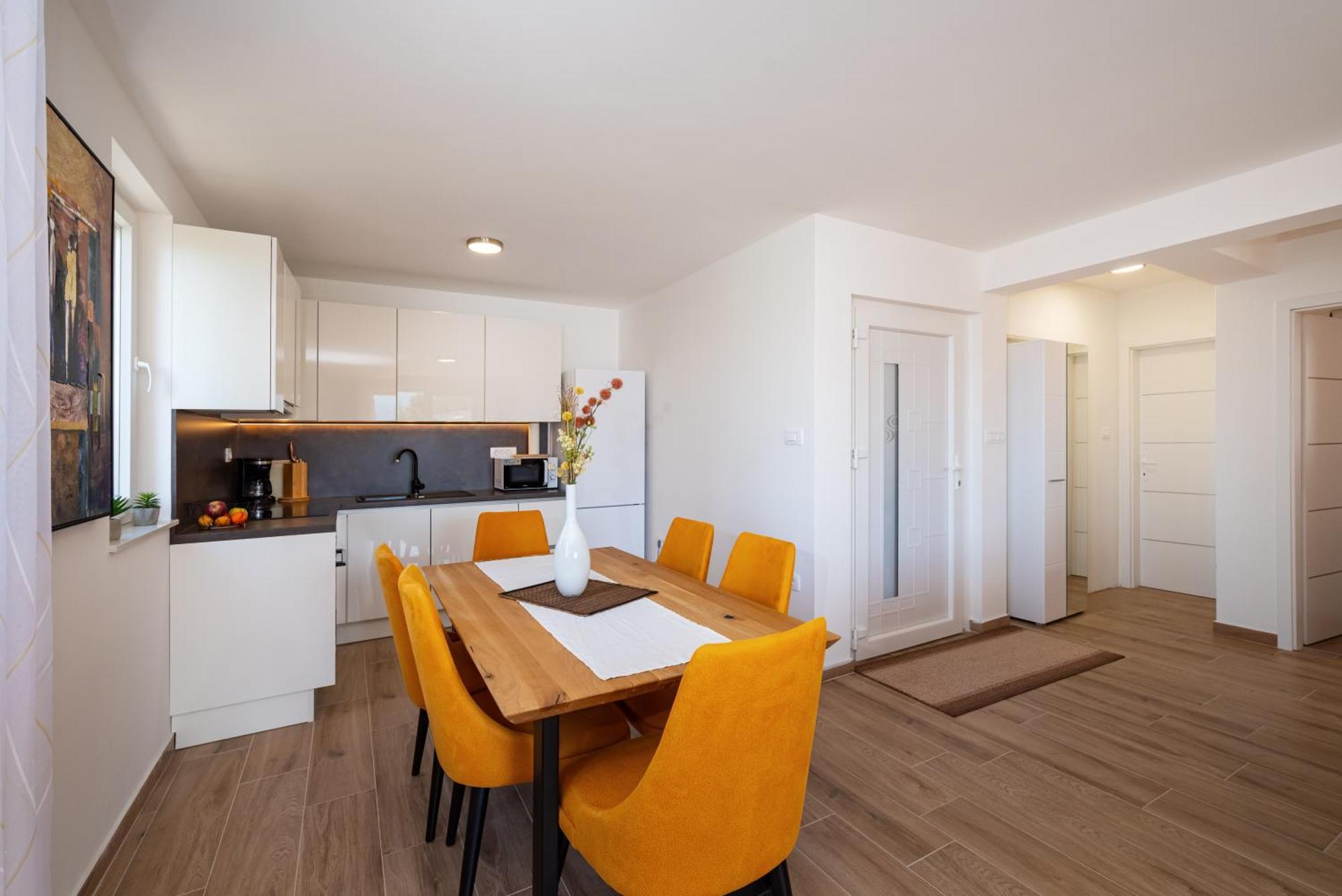 Apartmani Lelu Pridraga Exteriör bild